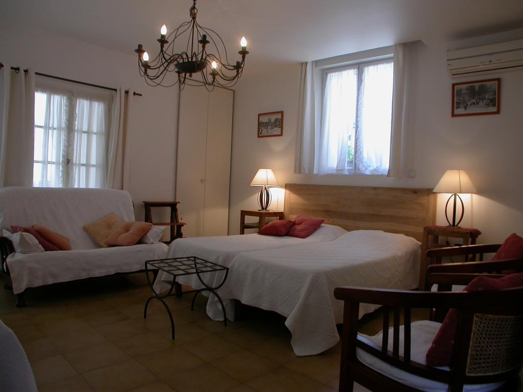 Apartments La Madeleine Avignon Cameră foto